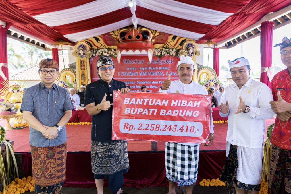Badung Berikan Dana Hibah Rp 2,2 Miliar Untuk Kabupaten Gianyar